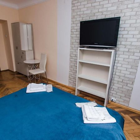 Appartement Mary à Lviv Extérieur photo