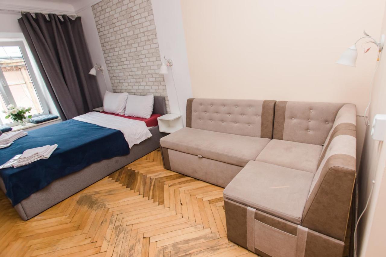 Appartement Mary à Lviv Extérieur photo