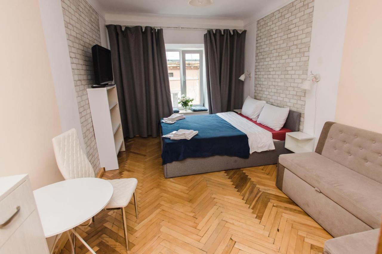 Appartement Mary à Lviv Extérieur photo